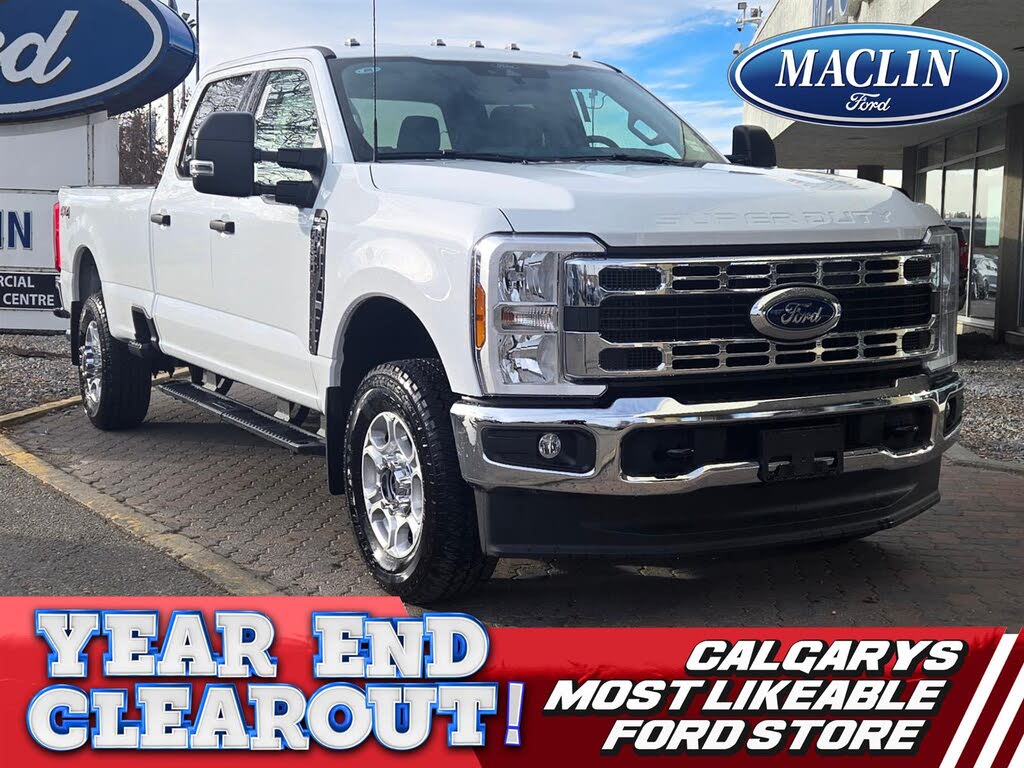 Ford F-350 Super Duty XLT Crew Cab 4WD 2026