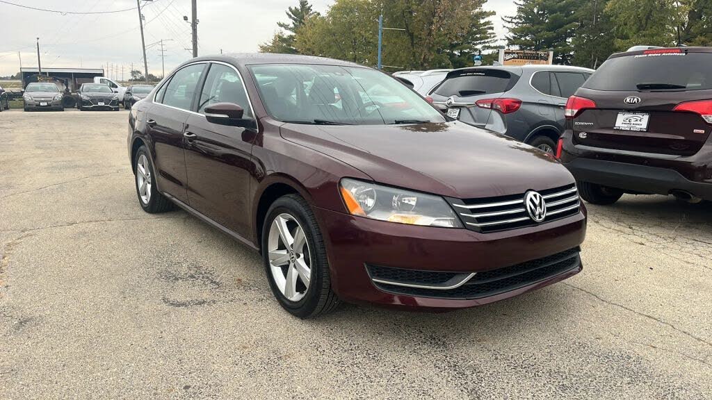 2014 Volkswagen Passat SE 1.8