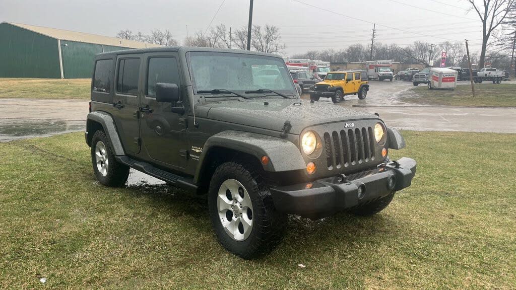 2015 Jeep Wrangler Unlimited Sahara 4WD