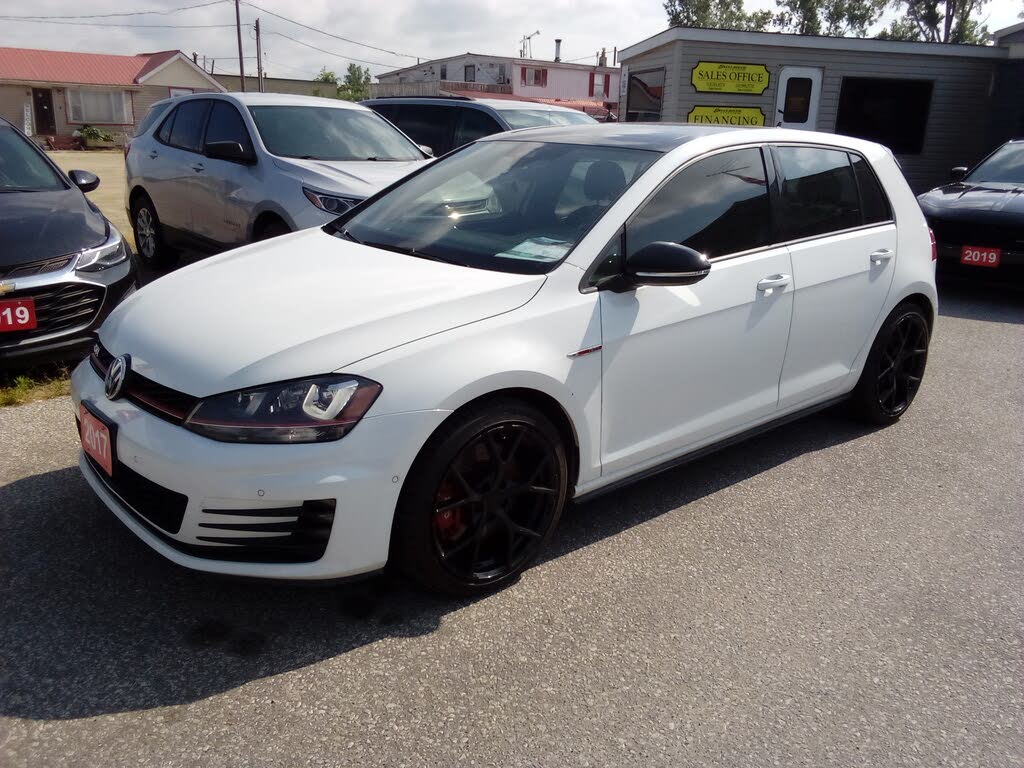 2017 Volkswagen Golf GTI 2.0T Performance 4-Door FWD