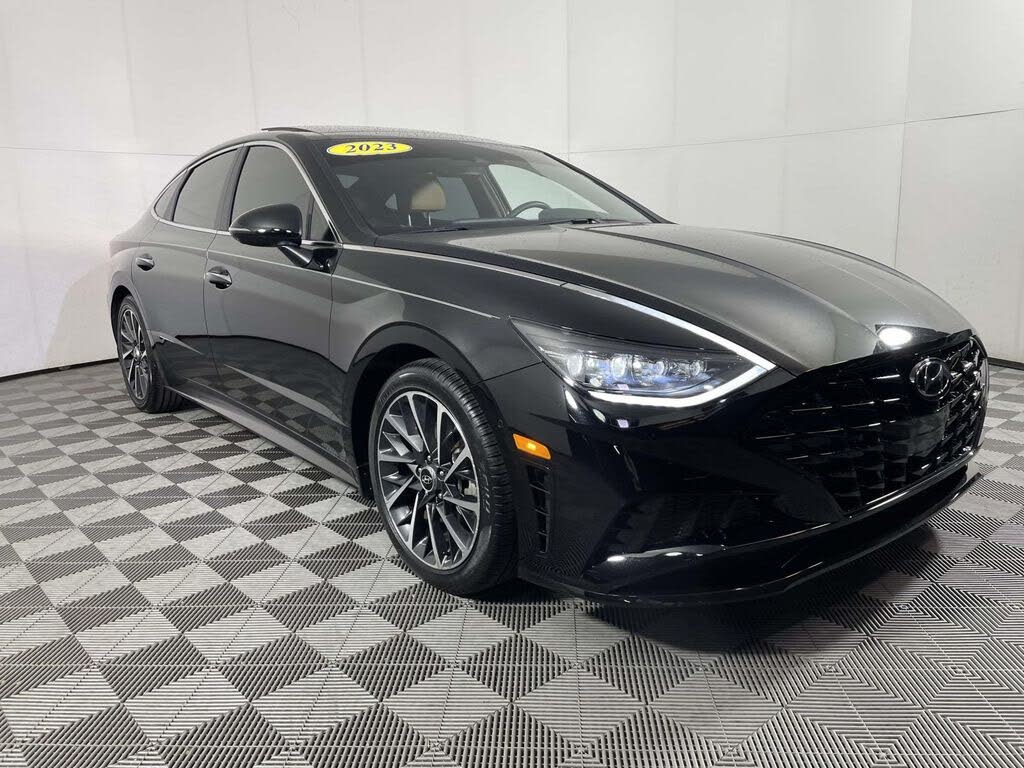 2023 Hyundai Sonata Limited FWD