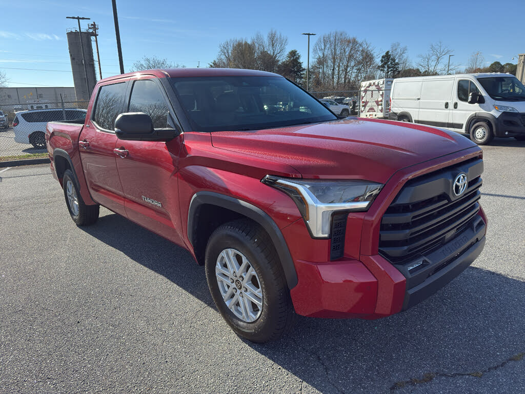 2023 Toyota Tundra SR5 CrewMax Cab 4WD