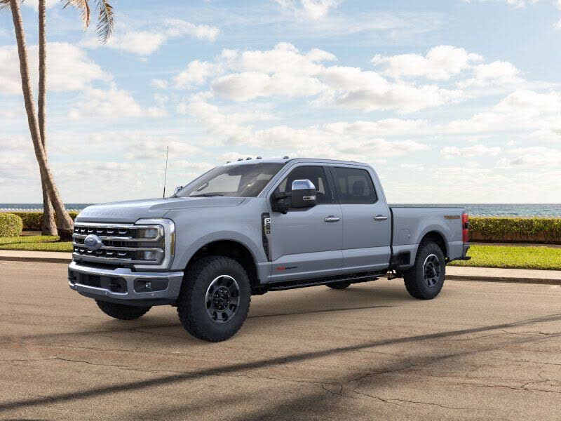 2025 Ford F-250 Super Duty Lariat Crew Cab 4WD