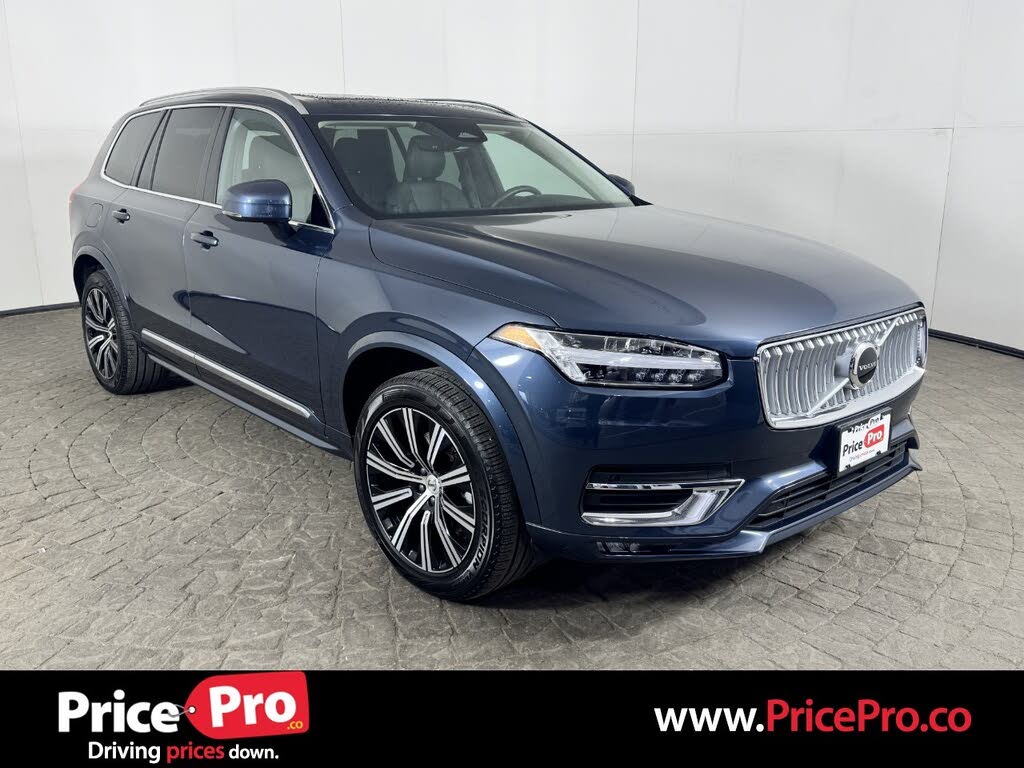2025 Volvo XC90 B5 Core Bright Theme AWD
