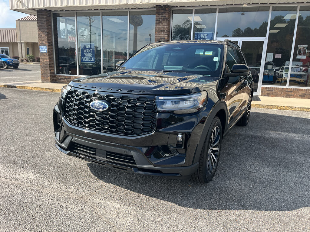 2026 Ford Explorer ST-Line RWD