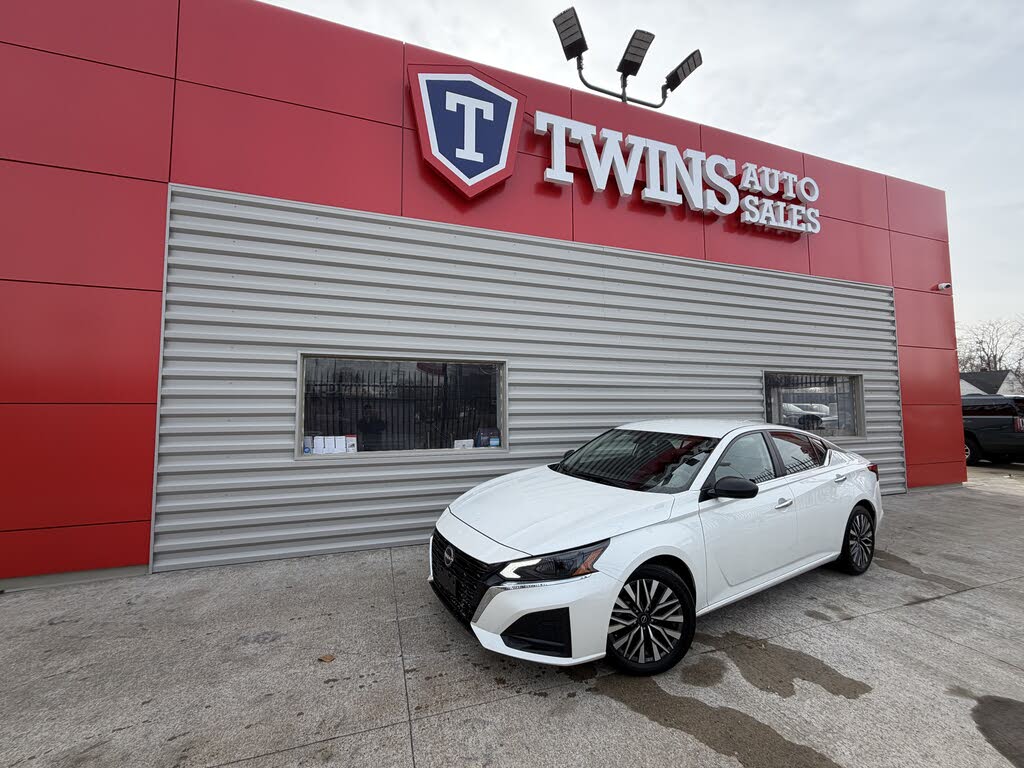 2024 Nissan Altima 2.5 SV FWD