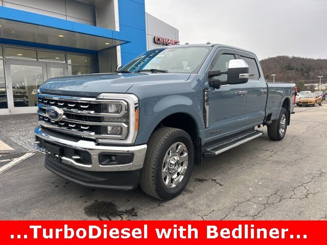 2023 Ford F-350 Super Duty Lariat Crew Cab 4WD