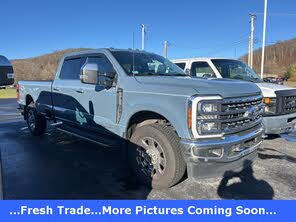 Ford F-350 Super Duty Lariat Crew Cab 4WD