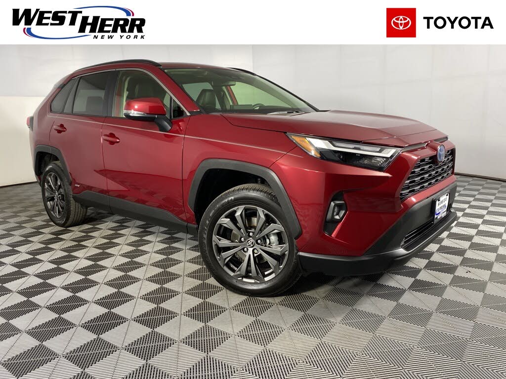 2022 Toyota RAV4 Hybrid XLE Premium AWD