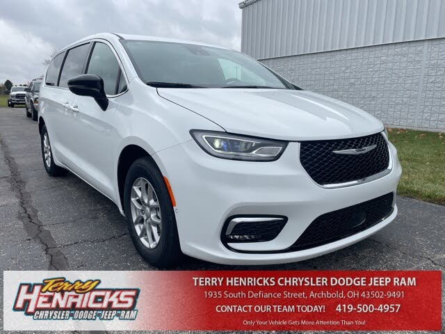 2026 Chrysler Pacifica Select FWD