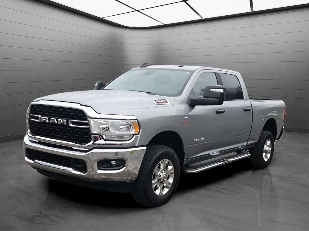 2024 RAM 2500 Big Horn Crew Cab 4WD