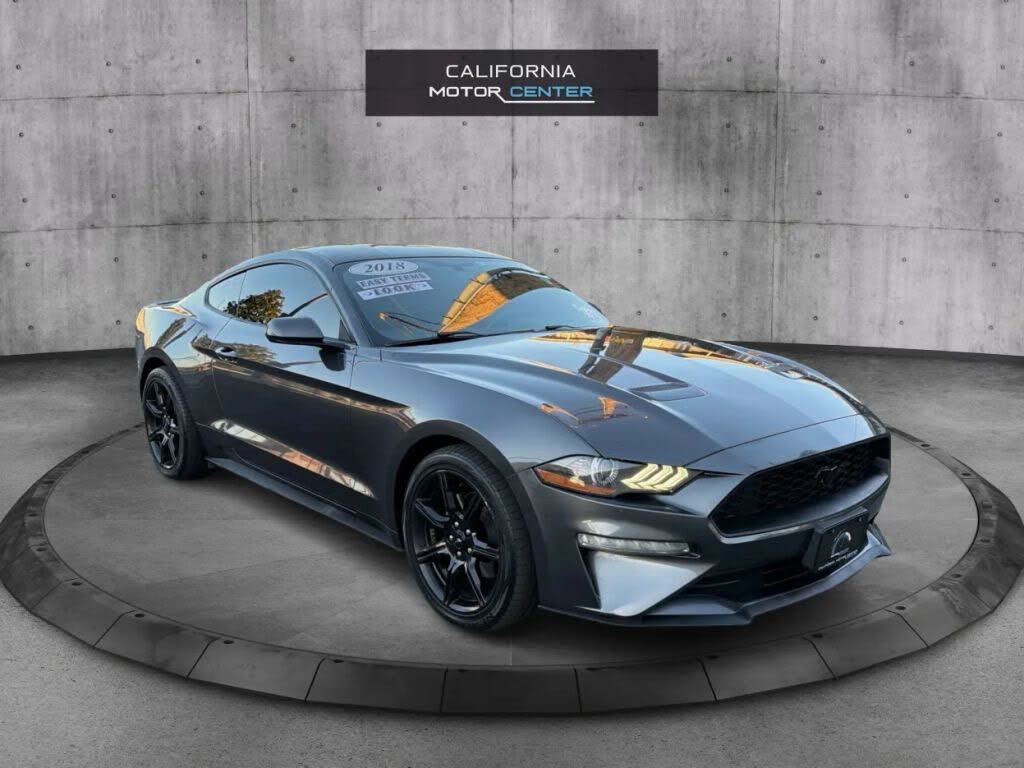 2018 Ford Mustang EcoBoost Coupe RWD