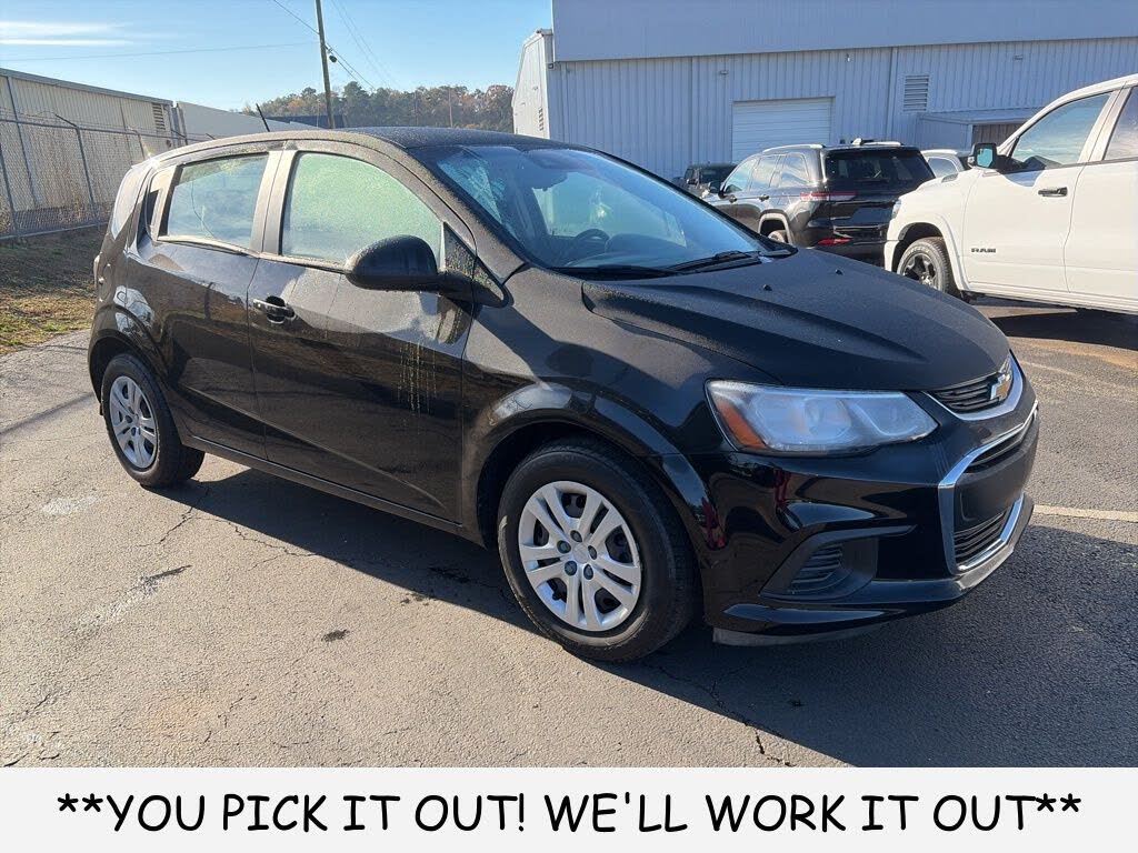 2020 Chevrolet Sonic LT Fleet Hatchback FWD