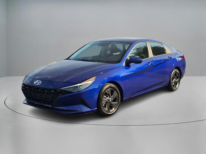 2022 Hyundai Elantra SEL FWD