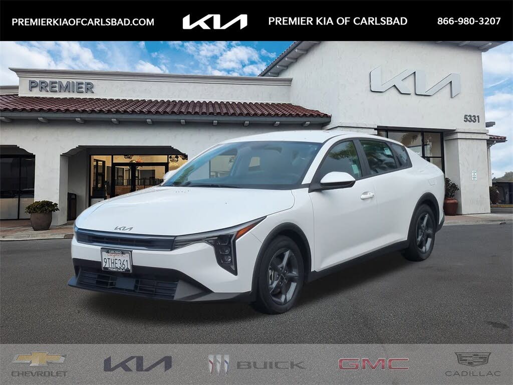 2025 Kia K4 LXS FWD