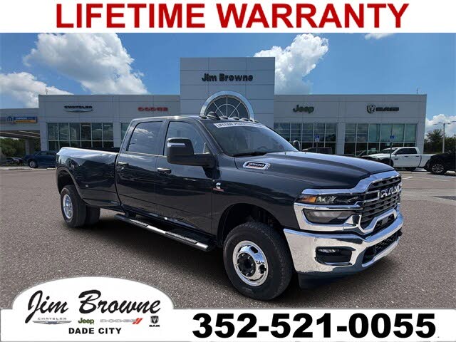 2026 RAM 3500 Tradesman Crew Cab LB DRW 4WD