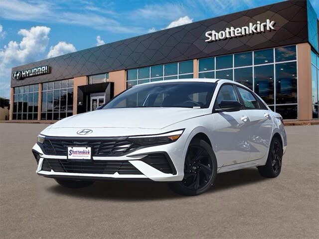 2026 Hyundai Elantra SEL Sport FWD