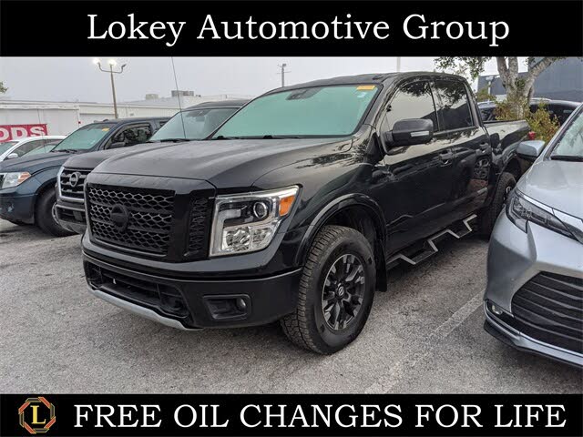 2019 Nissan Titan PRO-4X Crew Cab 4WD