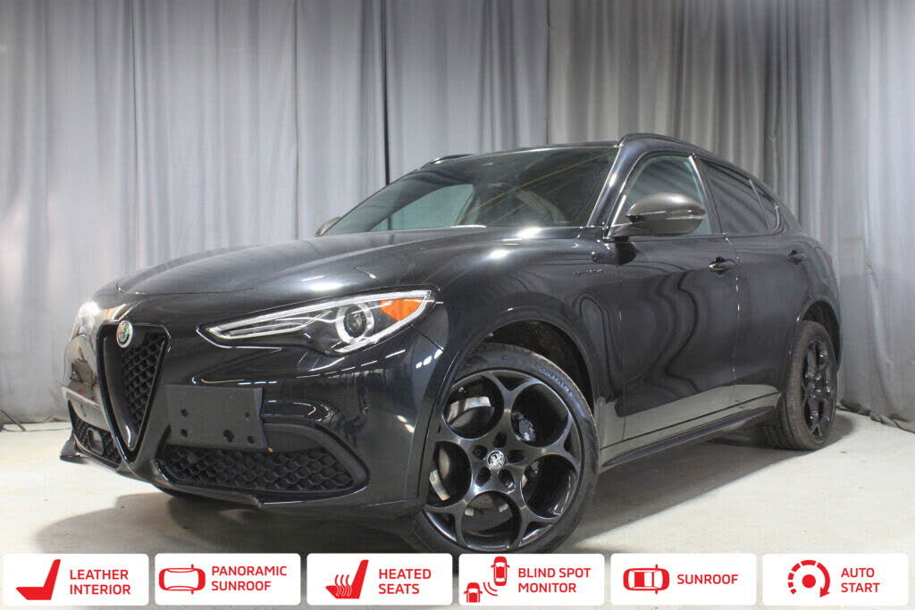 2023 Alfa Romeo Stelvio Estrema AWD