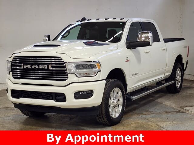 2023 RAM 3500 Laramie Crew Cab 4WD