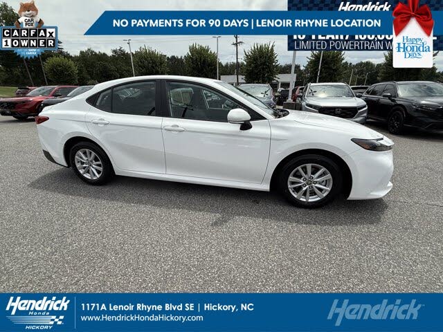 2025 Toyota Camry LE FWD