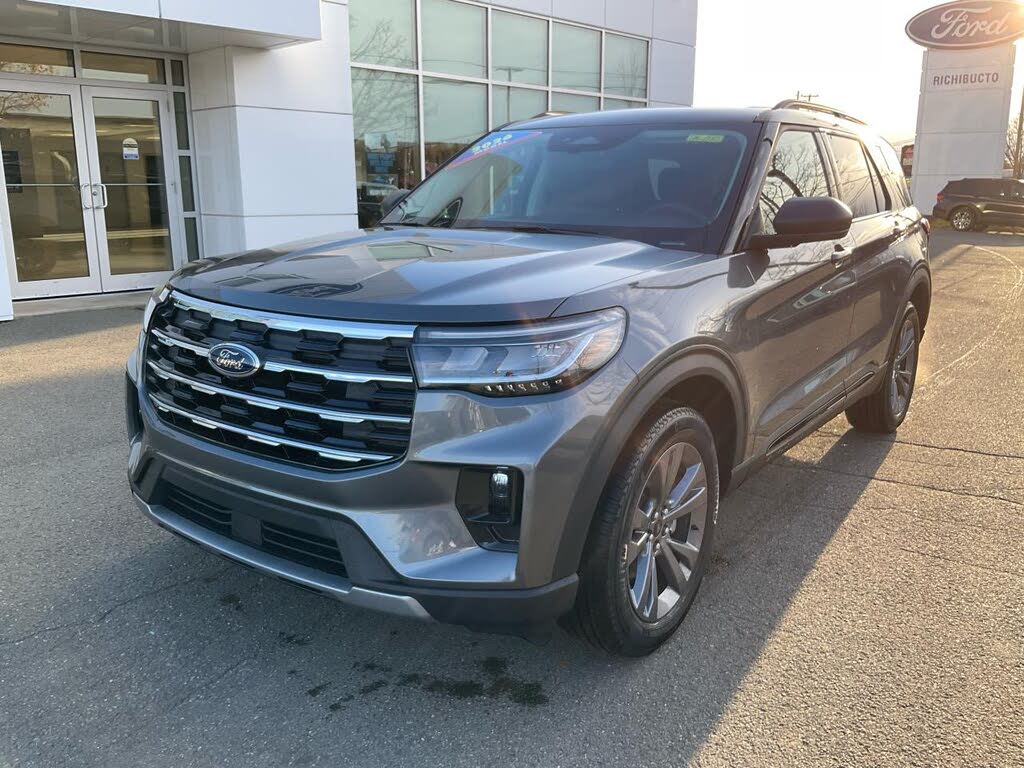 2026 Ford Explorer Active AWD