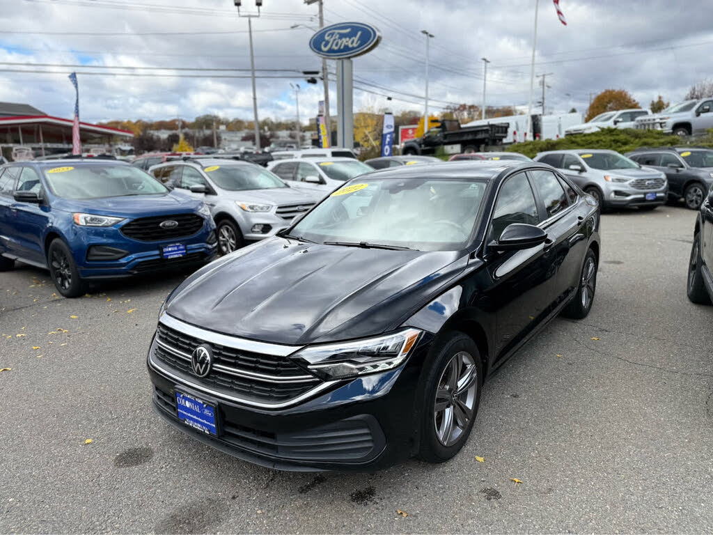 2022 Volkswagen Jetta 1.5T SE FWD