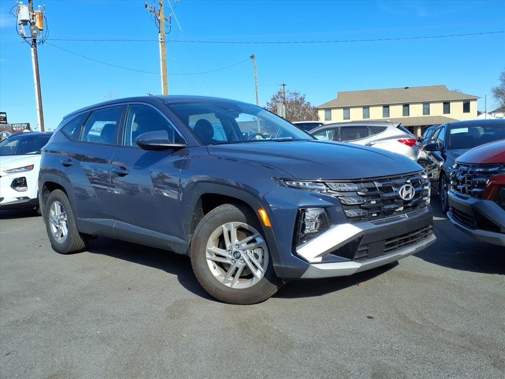 2025 Hyundai Tucson SE FWD