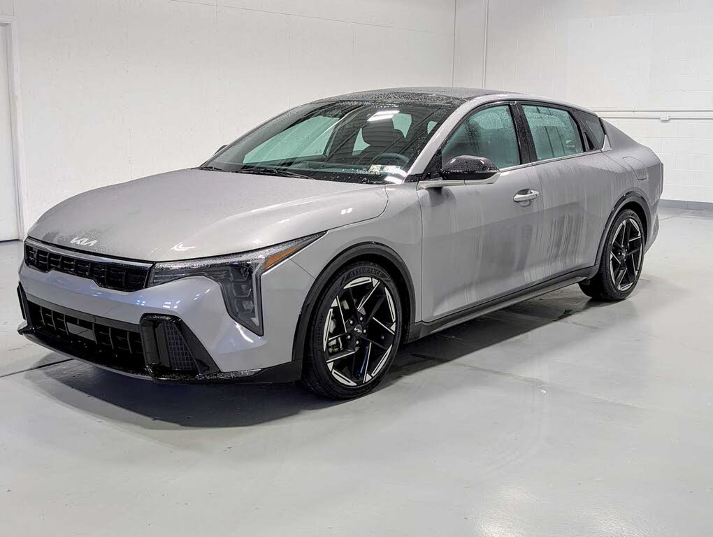 2025 Kia K4 GT-Line FWD