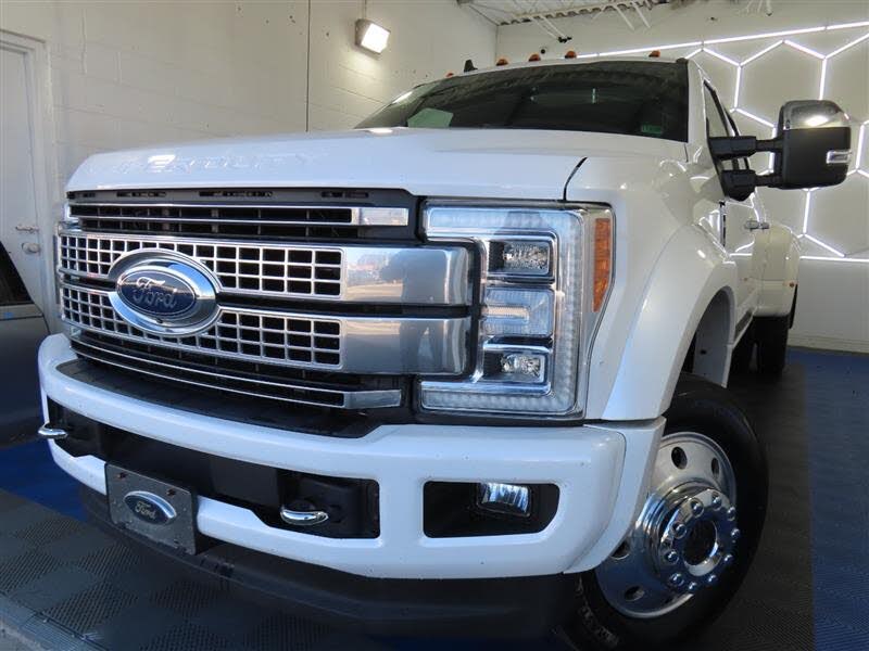 2019 Ford F-450 Super Duty Platinum Crew Cab LB DRW 4WD