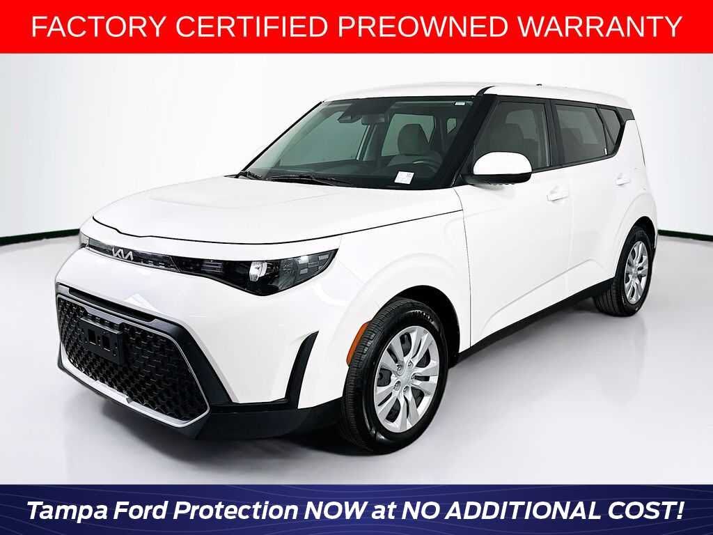 2023 Kia Soul LX FWD