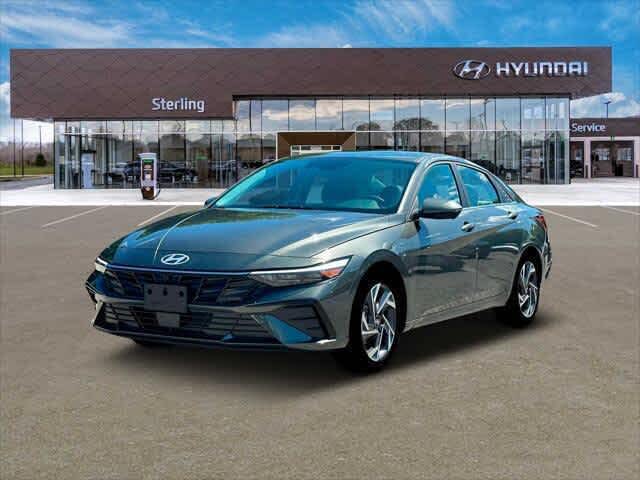 2025 Hyundai Elantra Limited FWD