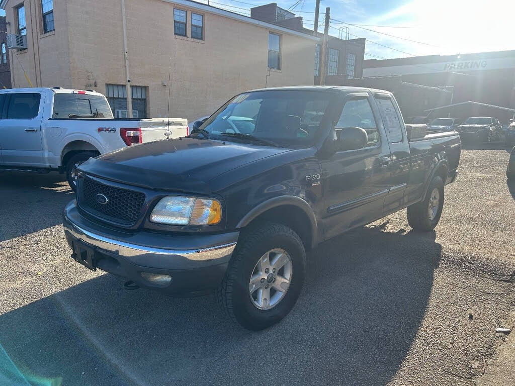 2002 Ford F-150 XL SuperCab 4WD SB