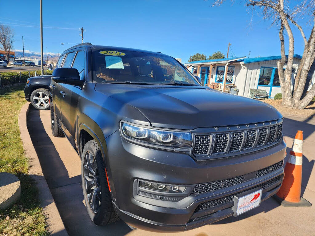 2023 Jeep Grand Wagoneer Series III 4WD