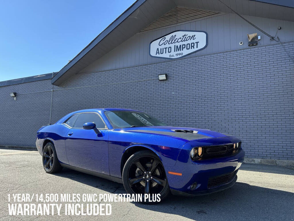 2021 Dodge Challenger SXT RWD