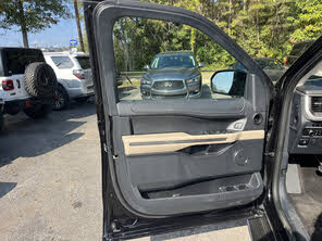 Ford Expedition MAX XLT RWD