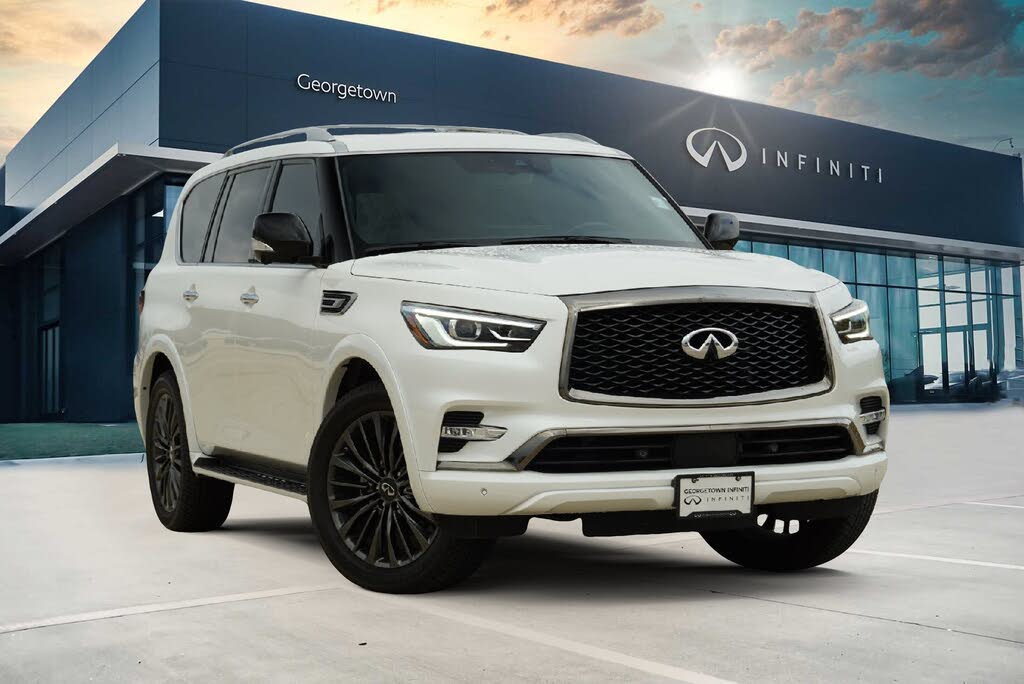 2024 INFINITI QX80 Sensory 4WD