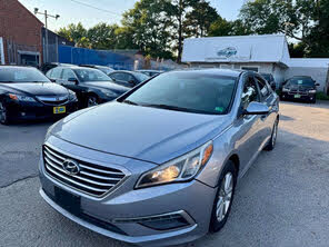 Hyundai Sonata SE FWD
