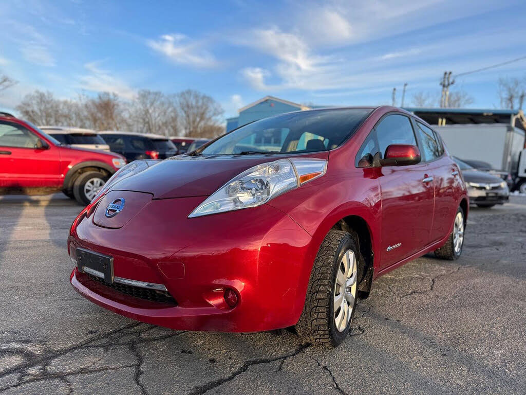 2015 Nissan LEAF S