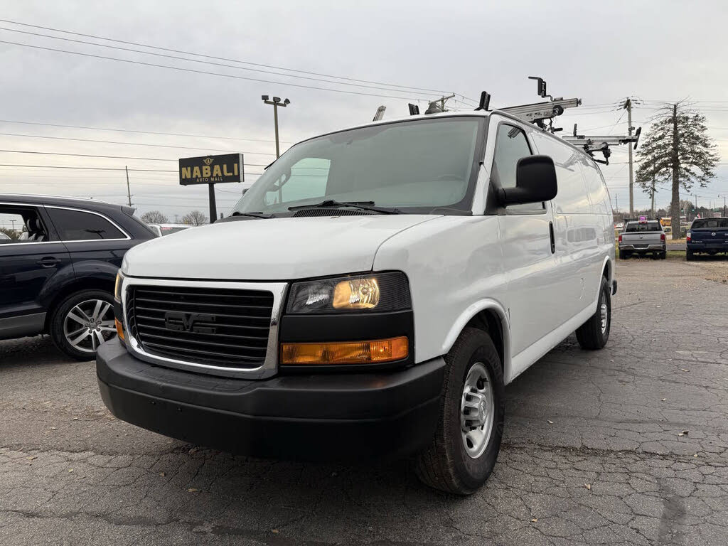2018 Chevrolet Express Cargo 2500 RWD