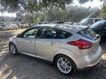 Ford Focus SE Hatchback