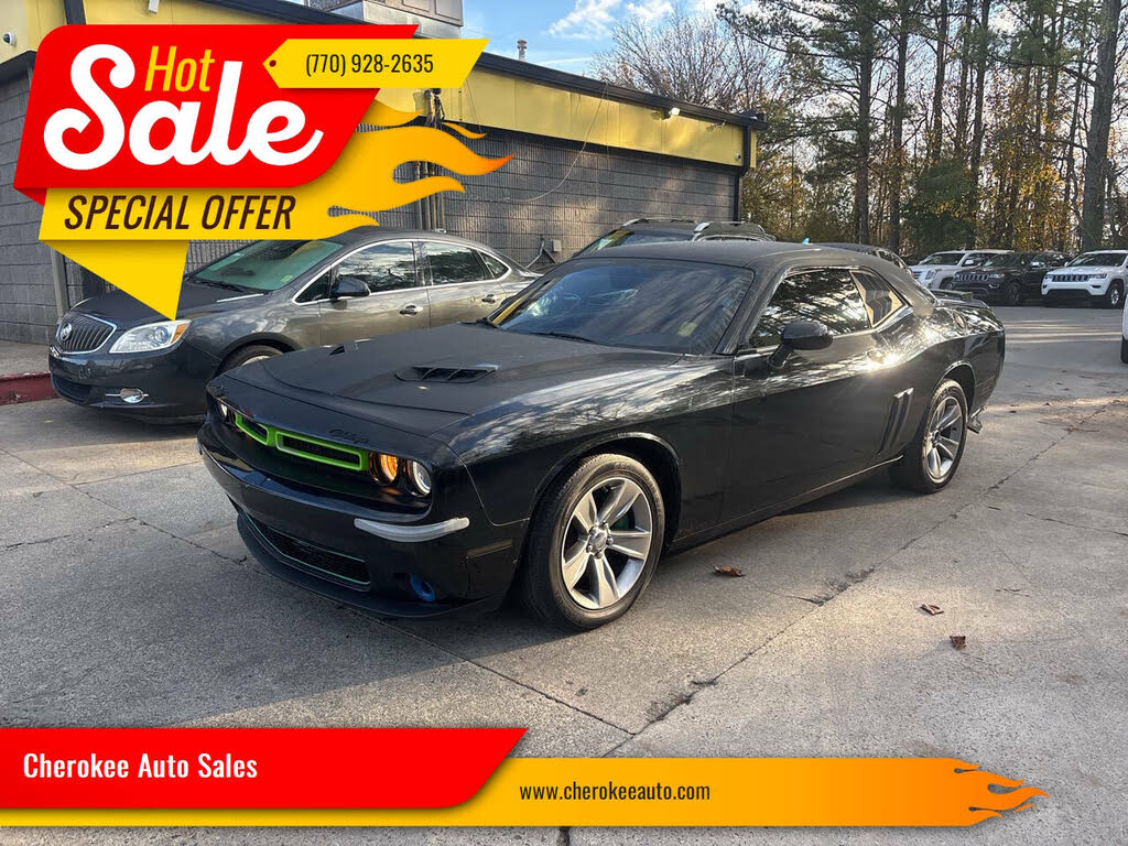 2019 Dodge Challenger SXT RWD