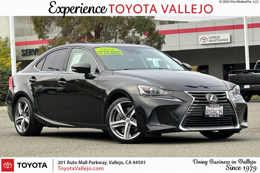 2018 Lexus IS 300 RWD