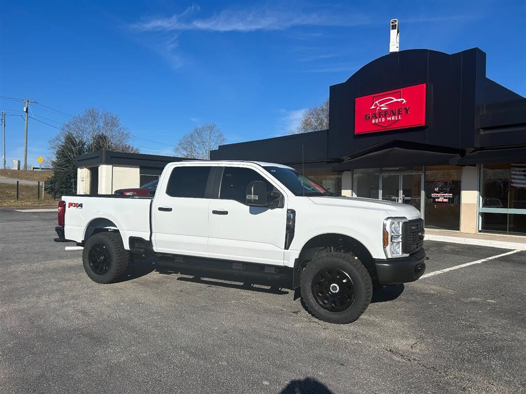 2024 Ford F-250 Super Duty XL Crew Cab 4WD