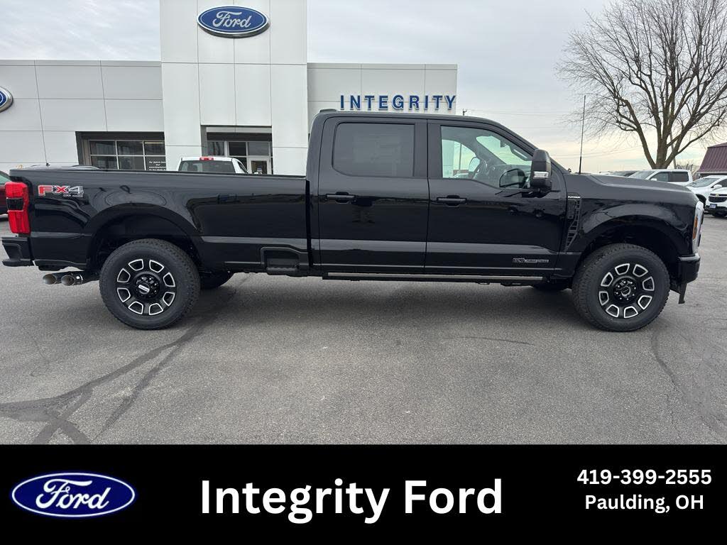 2026 Ford F-250 Super Duty Platinum Crew Cab 4WD