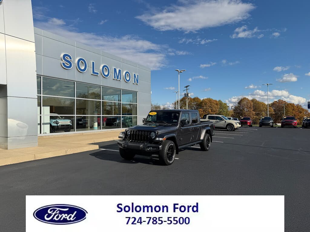 2021 Jeep Gladiator Willys Crew Cab 4WD