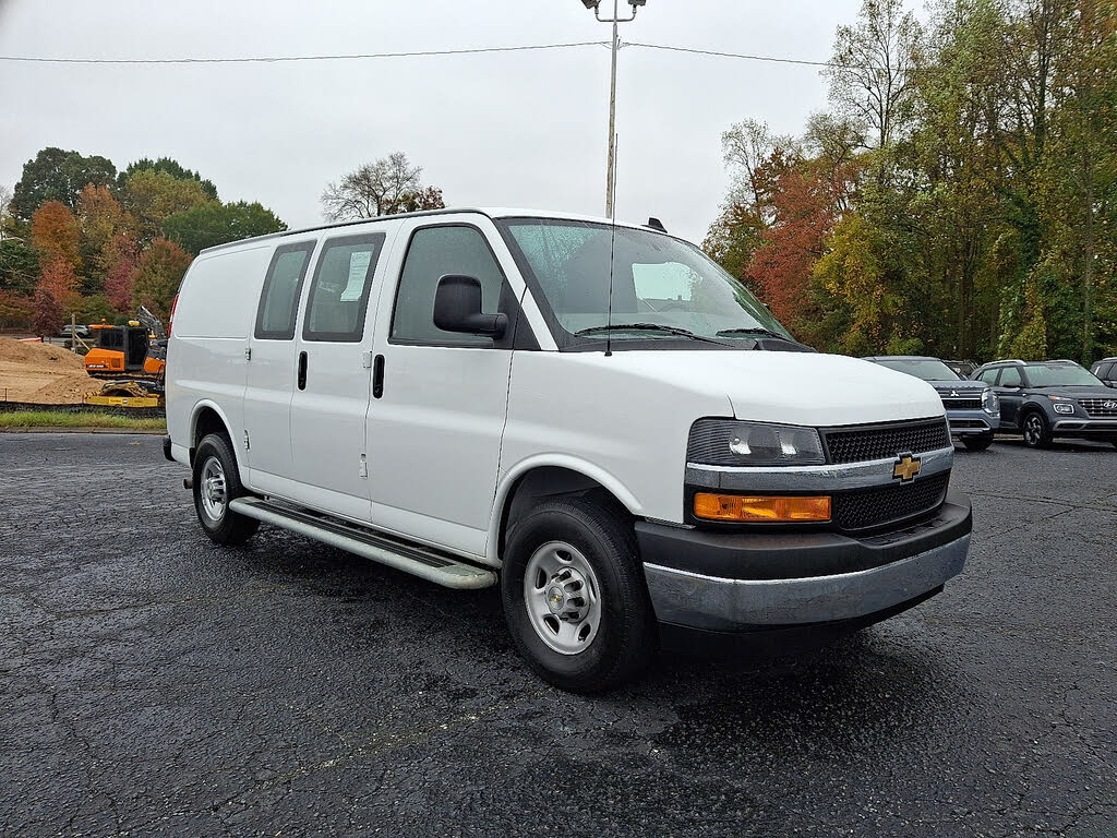 2024 Chevrolet Express Cargo 2500 RWD