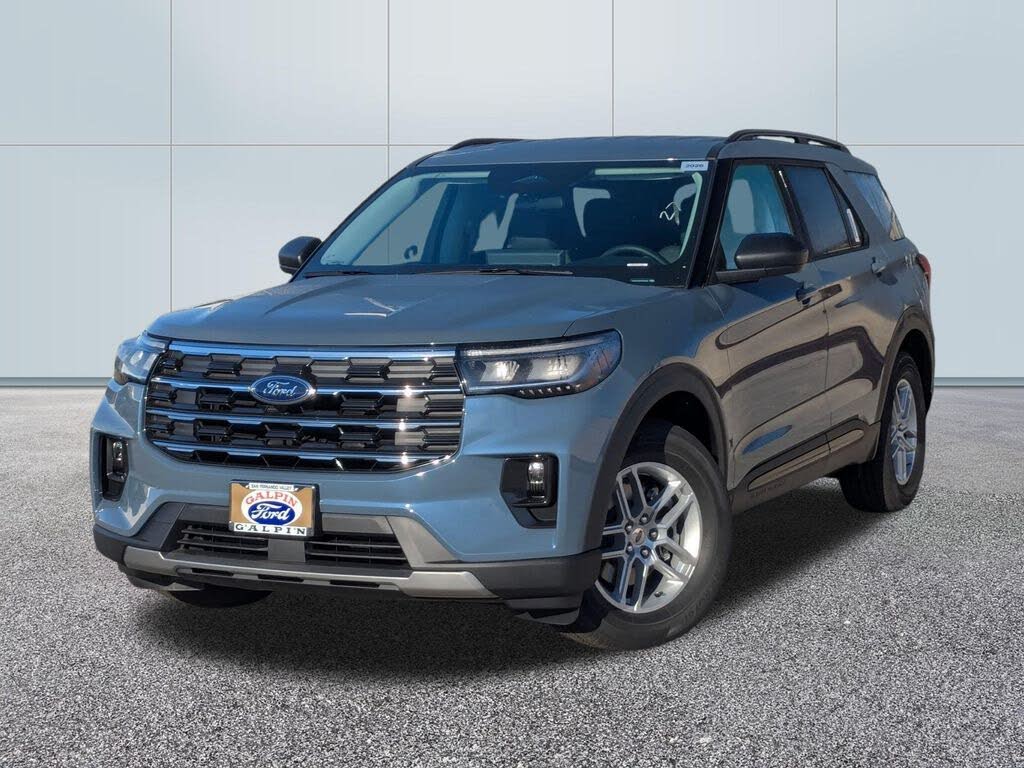 2026 Ford Explorer Active RWD