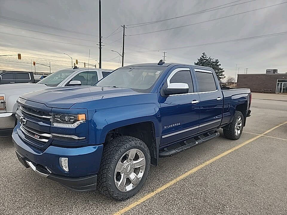 2017 Chevrolet Silverado 1500 LTZ Crew Cab 4WD