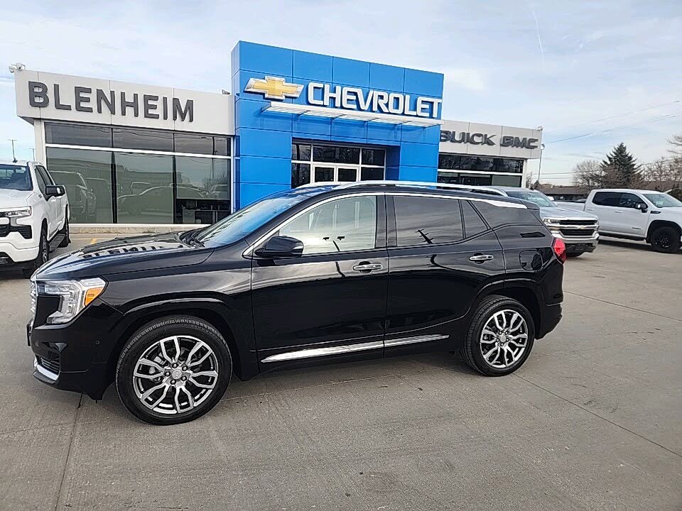 2024 GMC Terrain Denali AWD